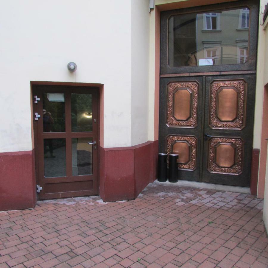 Cdr Aparthotel Krakau Buitenkant foto